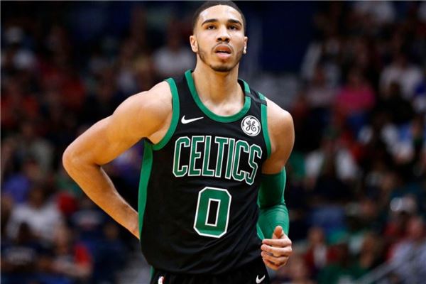 也展现了他 也展现了他