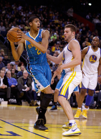 闻发布会上 闻发布会上