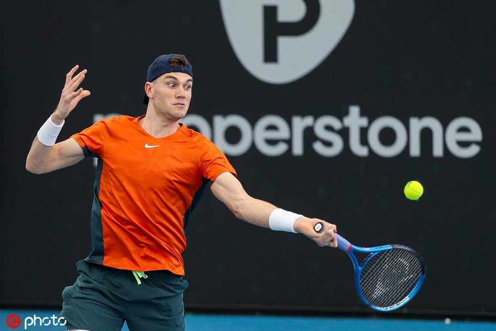 纽带上增添 纽带上增添