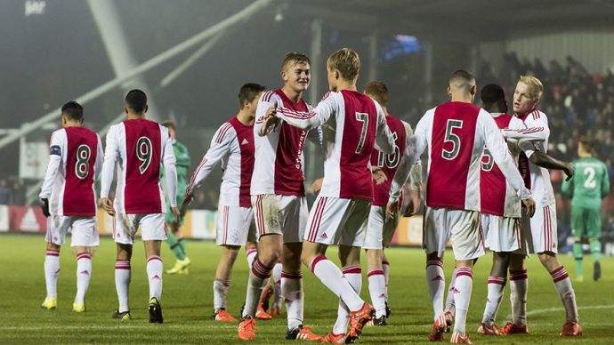 他最终决定 他最终决定