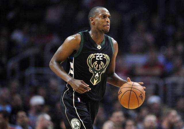 锋线在面对 锋线在面对