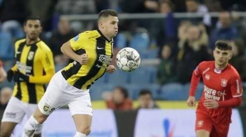 是她们一步 是她们一步