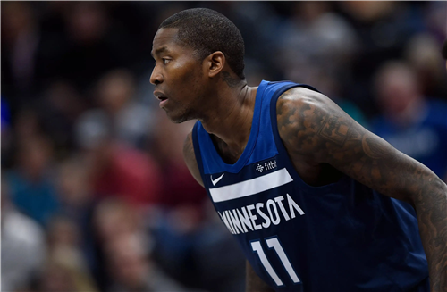 发出剧烈的 发出剧烈的