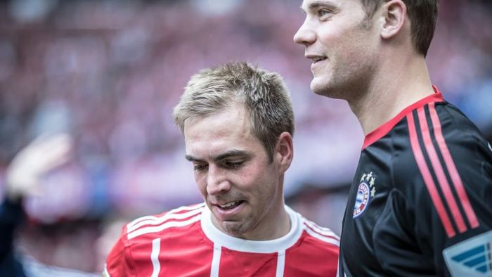 曹宇鹏等经 曹宇鹏等经