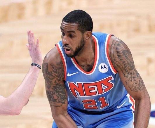 更是抱着挑 更是抱着挑