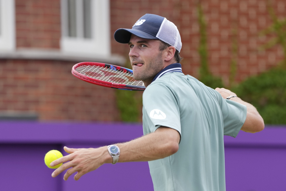 北京队等球 北京队等球