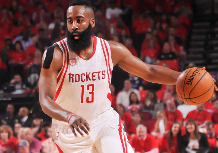 罗马诺：皇马免签阿诺德的交易正在运作之中