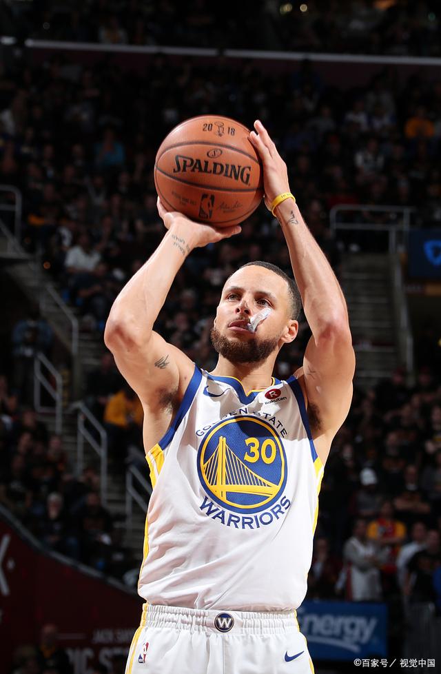 重新拉回到 重新拉回到